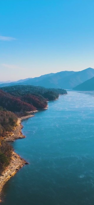 竖屏美丽的山川河流