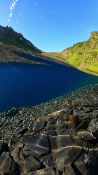 完美的山泉流水