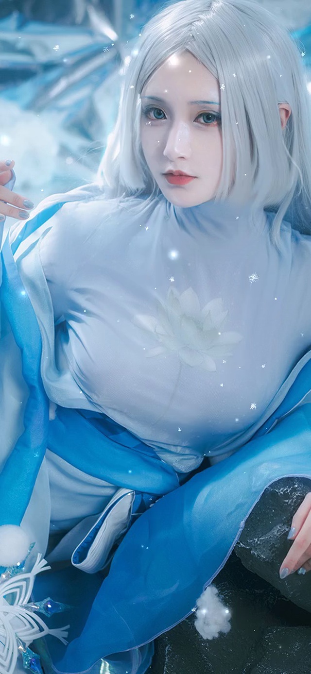 雪中美女