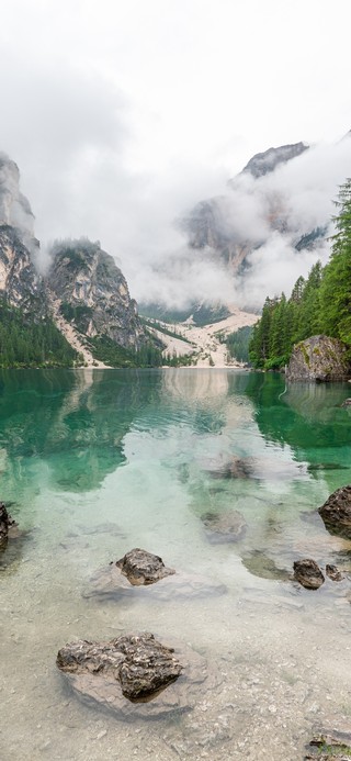 清澈湖水 好美景色