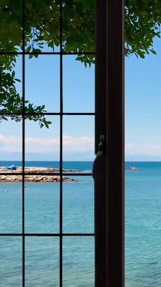 4K窗外海滩风景