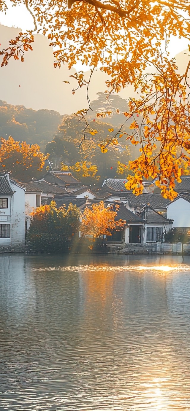 秋日水乡唯美倒影