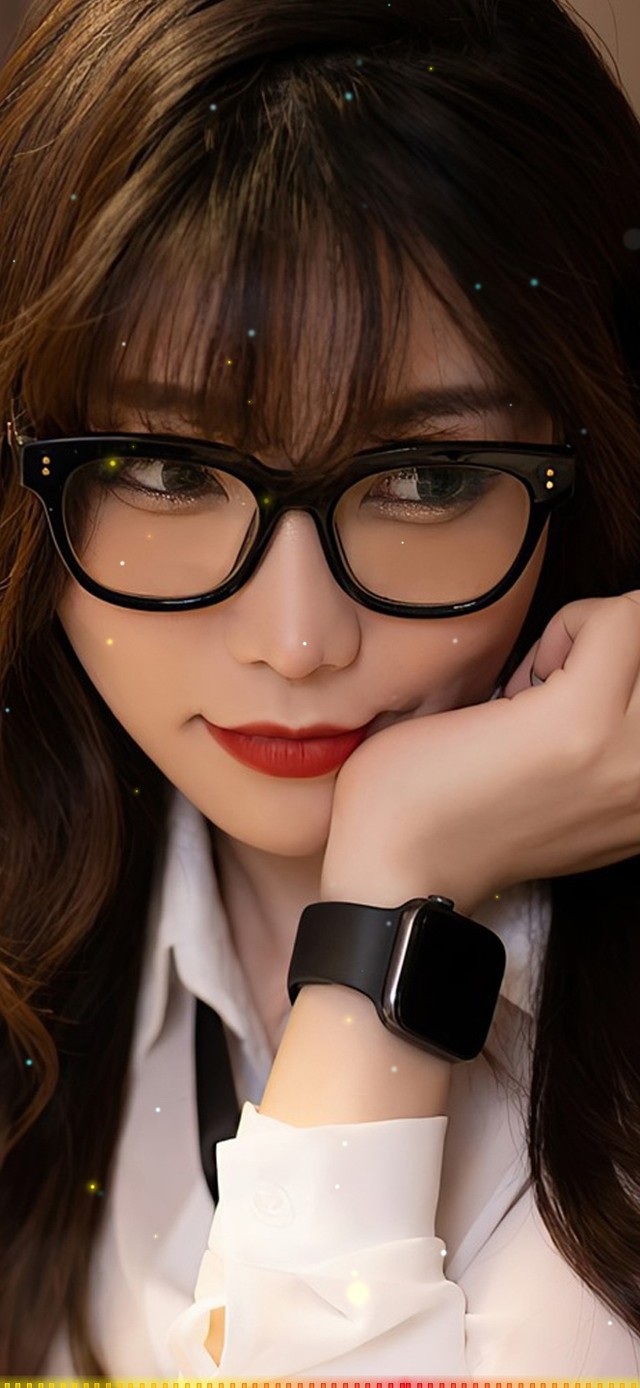 戴眼镜的清纯女神(美女手机动态壁纸) - 美女手机壁纸下载 - 元气壁纸
