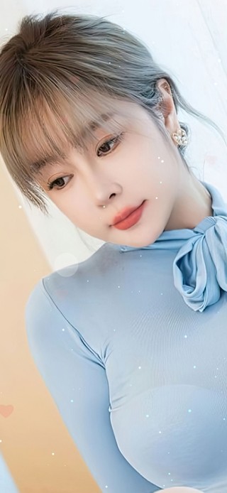 4K性感微胖美女