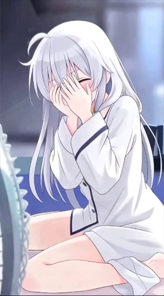 刚睡醒的伊蕾娜