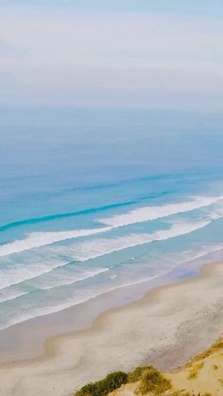 高山海岸海浪