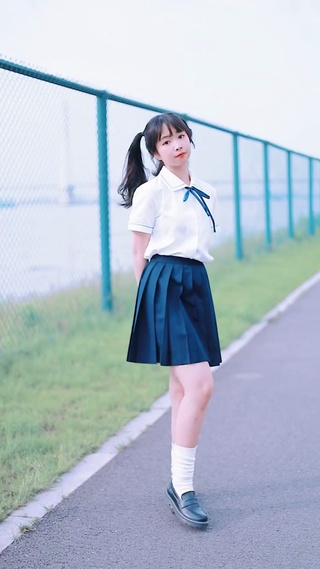 双马尾可爱舞蹈