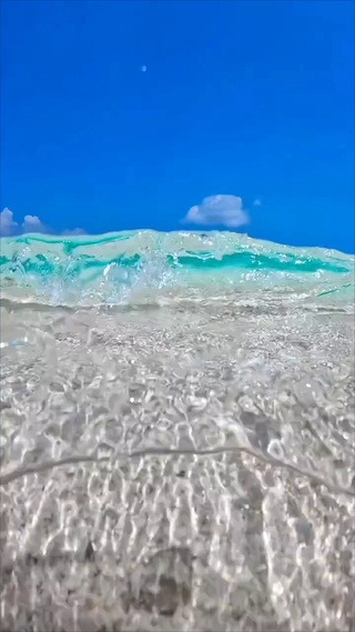 水浪冲击视觉