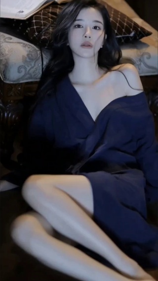 美女