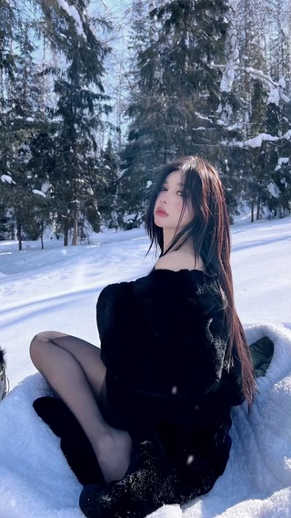 冷艳美人