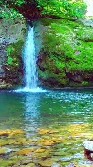 治愈山涧流水4K