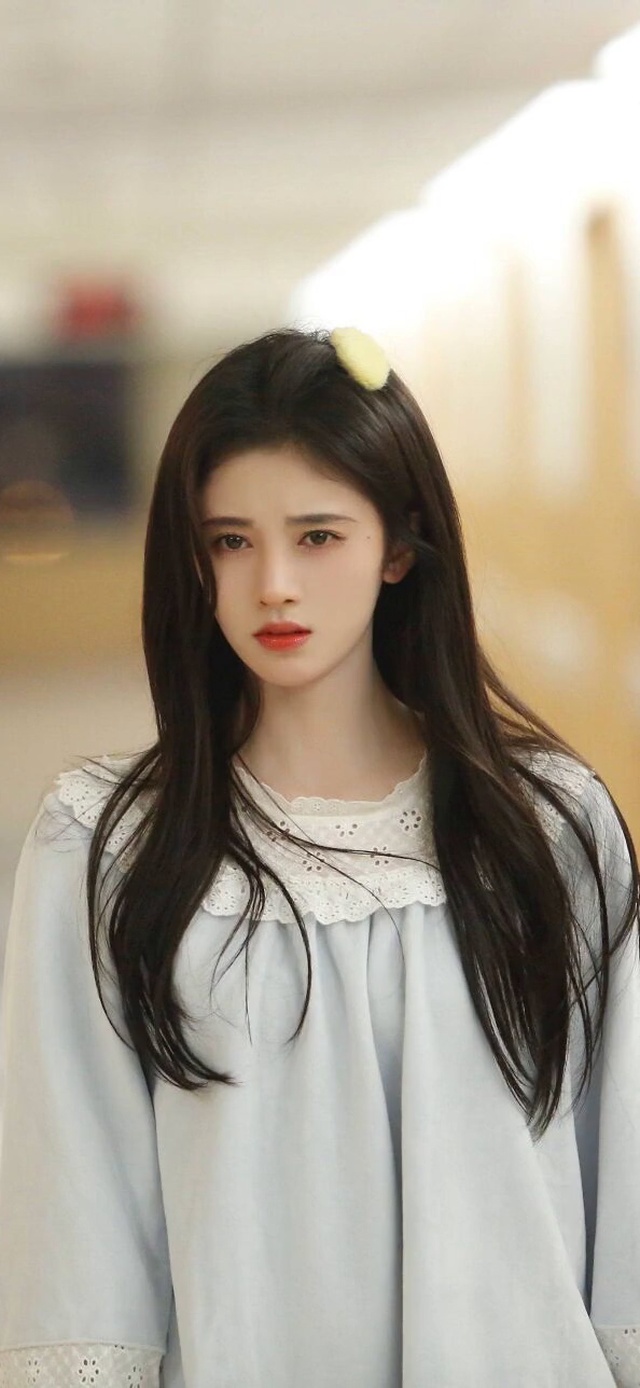 鞠婧祎
