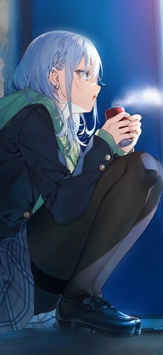 自动售卖机旁的少女