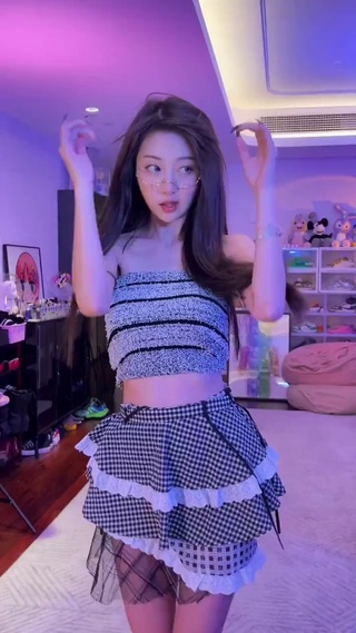 性感小姐姐
