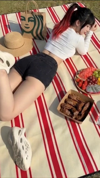 美女