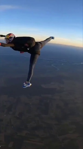 空中舞蹈