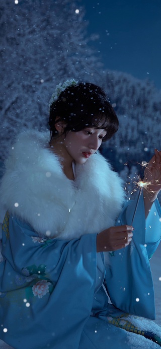 雪中美女