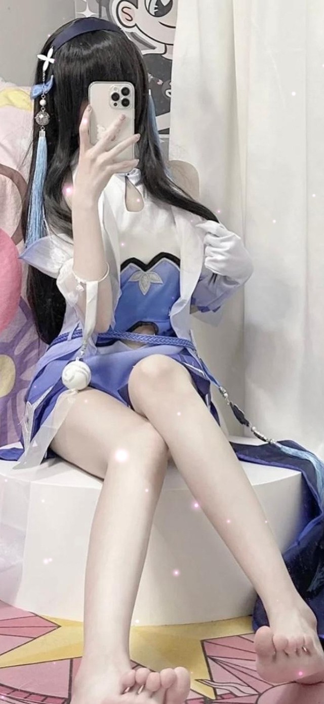 长腿美少女