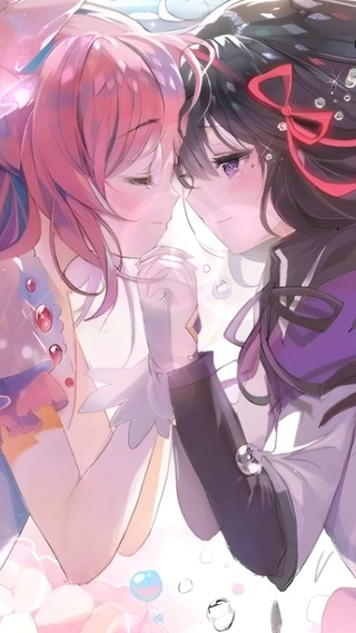 两个女孩