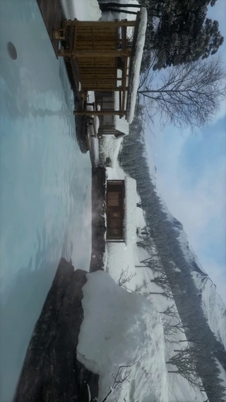 雪天温泉
