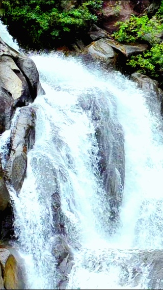 4K唯美山间流水