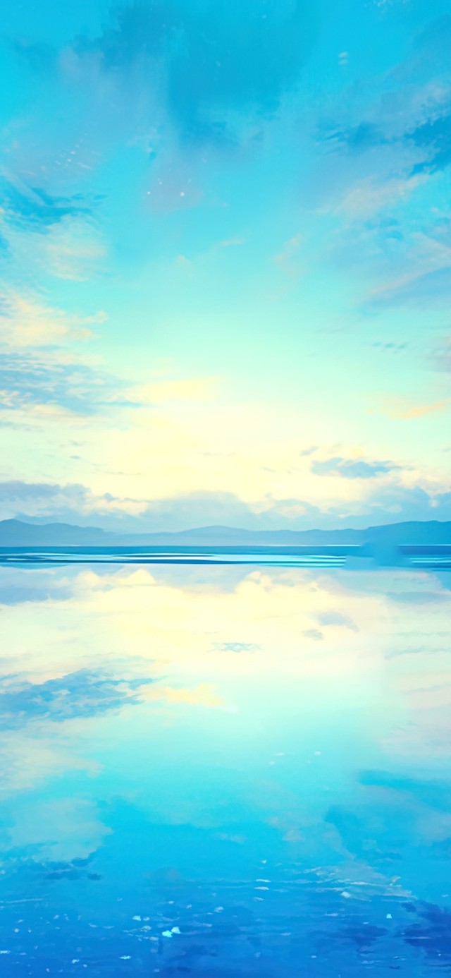 清新纯净蓝色湖泊