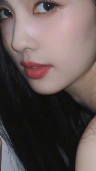 美女
