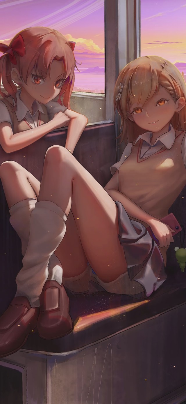 4K火车上的少女