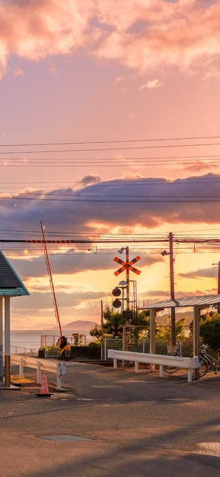 4K唯美治愈夏日城市夕阳