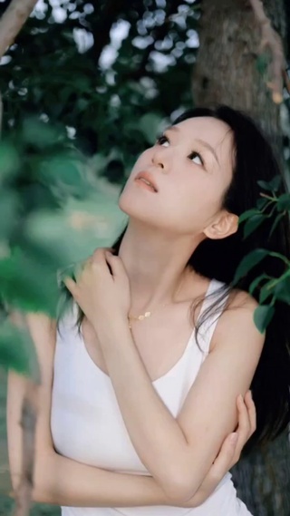 美女