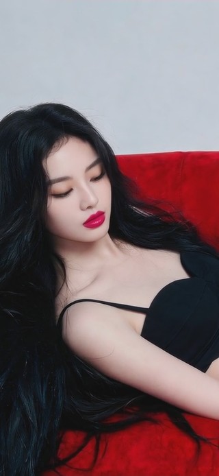 奇服旷世，骨像应图
