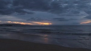 看海的人真的只是在看海吗