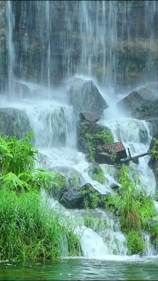 治愈护眼山涧流水