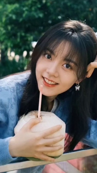美女