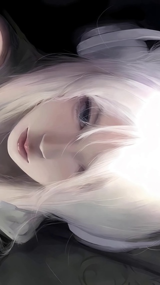 耳机白毛少女