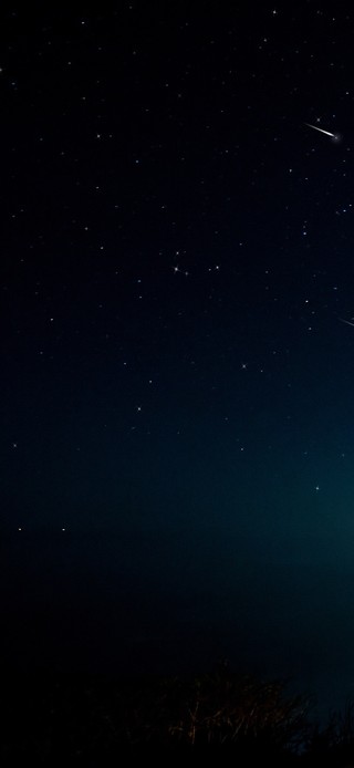 唯美夜晚山涧公路