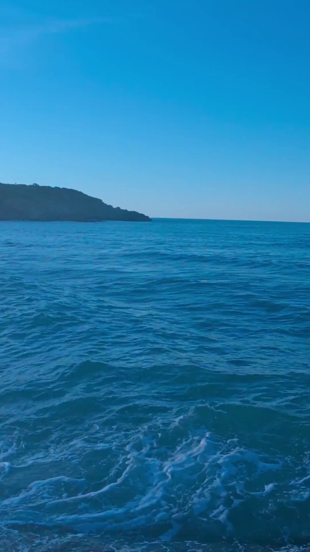 蔚蓝大海
