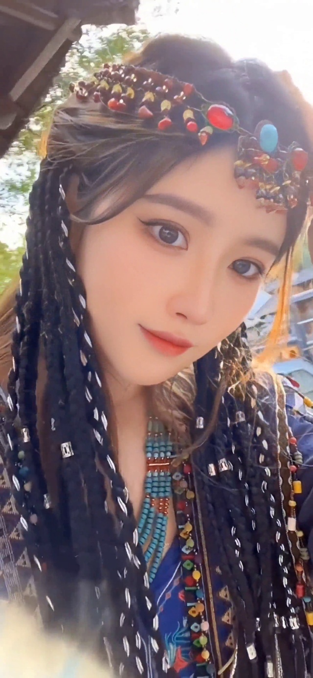 异域风情可爱美少女