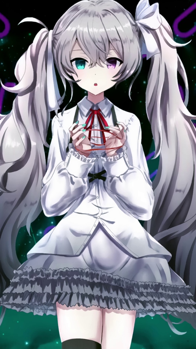异色瞳少女