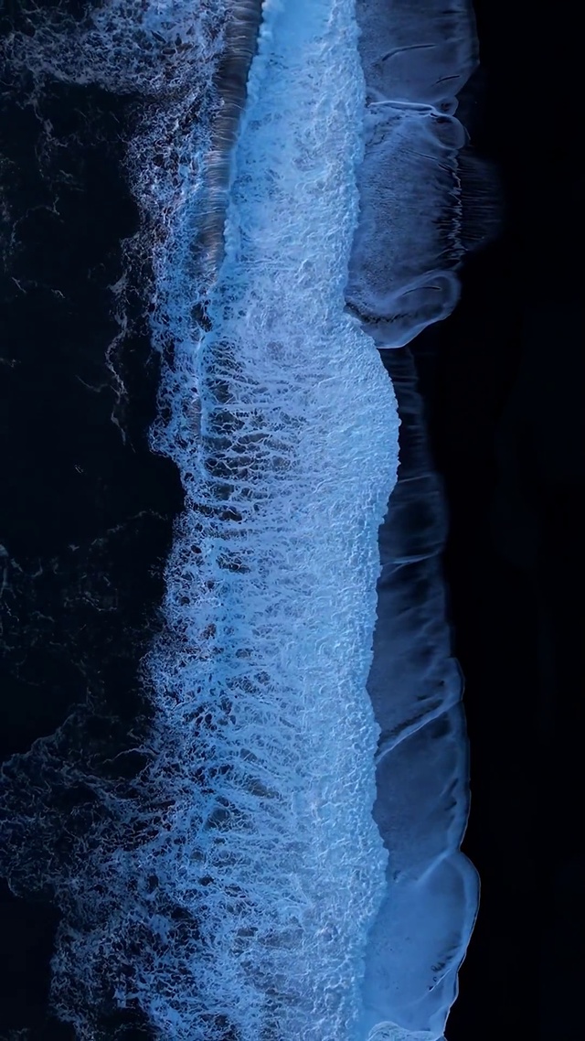 航拍海滩