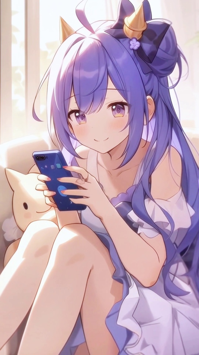 玩手机的刻晴
