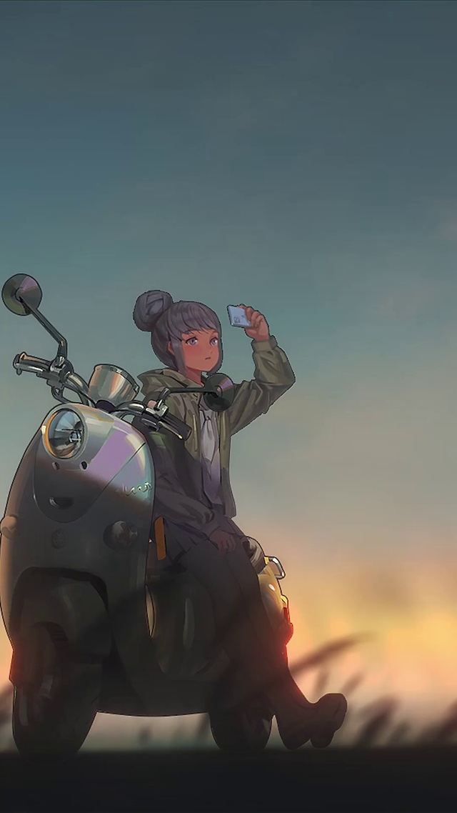 骑摩托旅行的少女_1