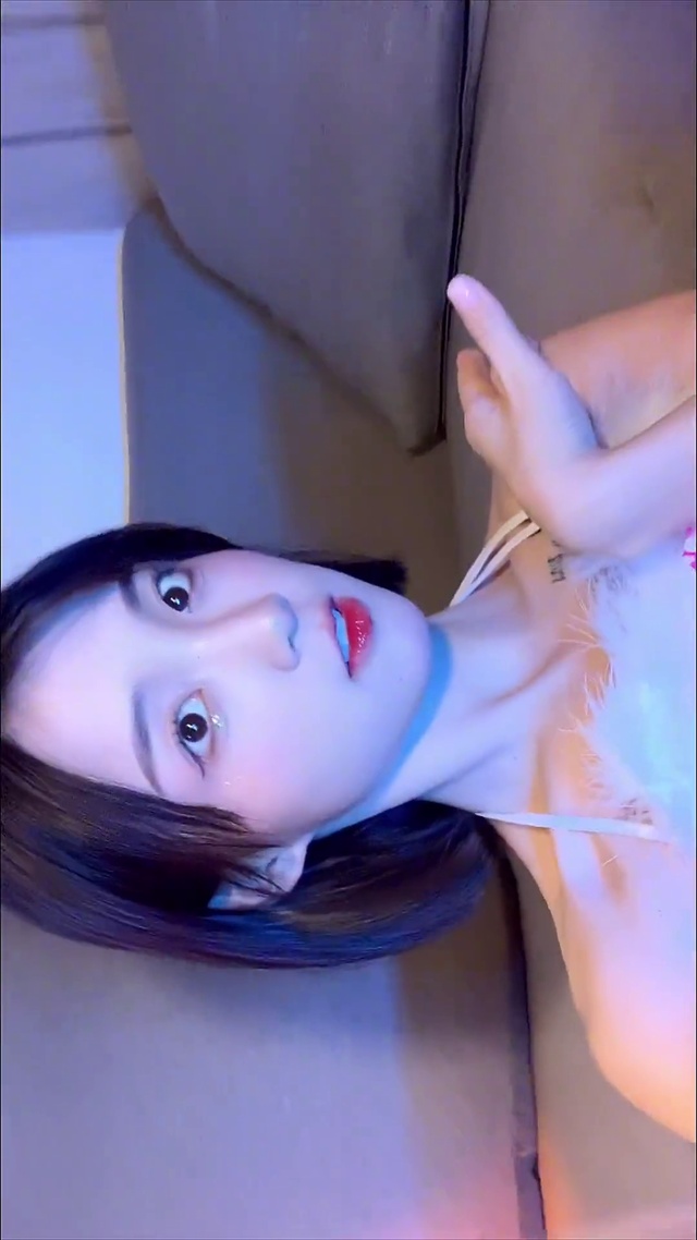 食物链顶端的姐姐
妙卡