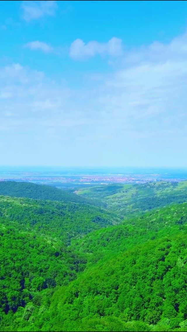 乌蒙山连着山外山 4K