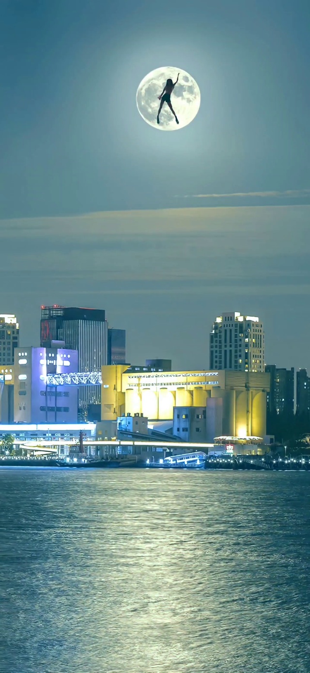 哇！月亮上的影子舞