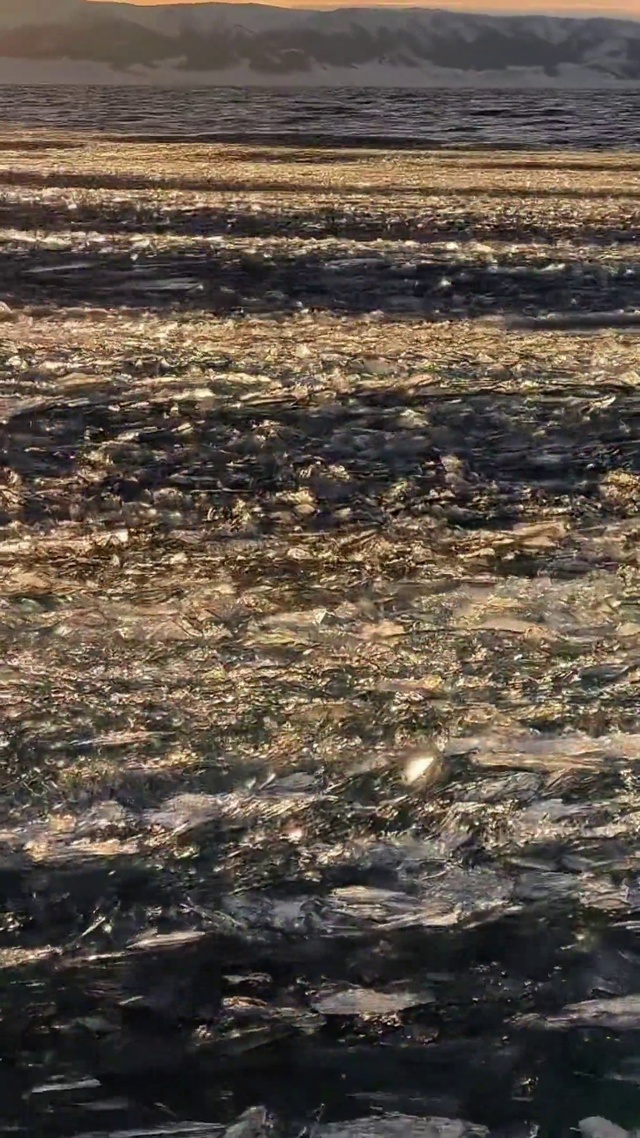 浪漫的赛里木湖