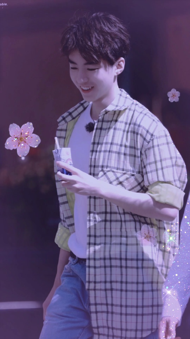 王俊凯吖ヾ ^_^♪