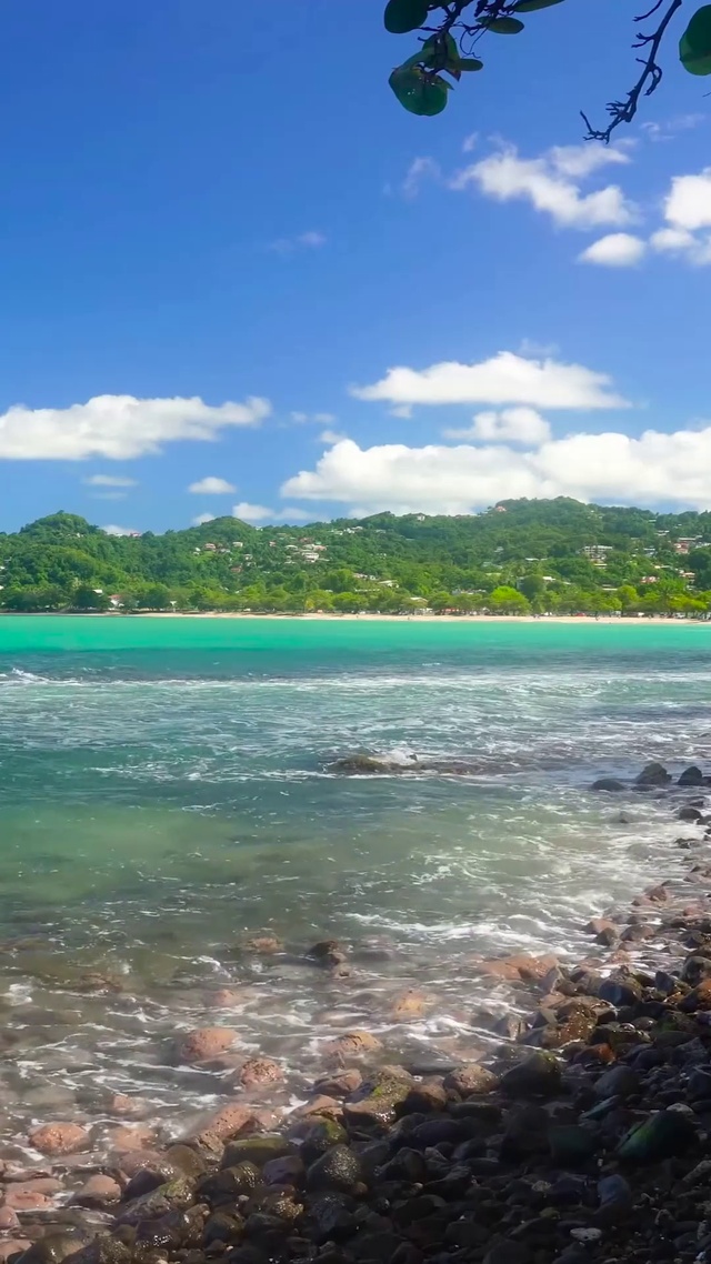 蓝天白云青山绿水湖