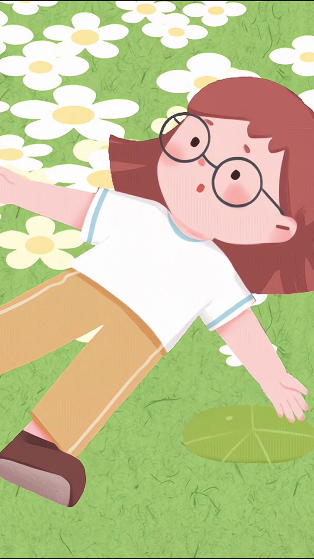 悠闲躺着的女孩