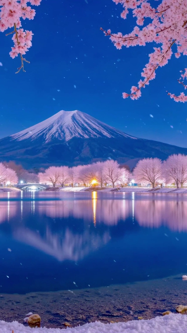 唯美夜景富士山下